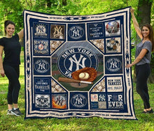 Load image into Gallery viewer, new york yankees fan quilt blanket