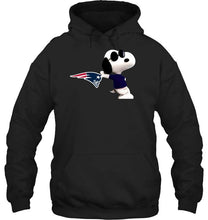 Load image into Gallery viewer, New England Patriots snoopy sun glasses proud fan hoodie