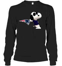 Load image into Gallery viewer, New England Patriots snoopy sun glasses proud fan hoodie