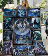 Load image into Gallery viewer, witch wolf roar lovers quilt blanket