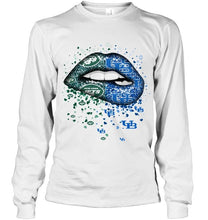 Load image into Gallery viewer, New York Jets and Buffalo Bulls glitter pattern sexy lips t shirt