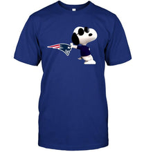 Load image into Gallery viewer, New England Patriots snoopy sun glasses proud fan hoodie