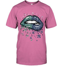 Load image into Gallery viewer, New York Jets and New York Yankees glitter pattern sexy lips t shirt