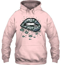 Load image into Gallery viewer, New York Jets heart glitter pattern lips shirt