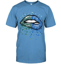 Load image into Gallery viewer, New York Jets and Buffalo Bulls glitter pattern sexy lips t shirt