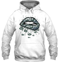 Load image into Gallery viewer, New York Jets heart glitter pattern lips shirt