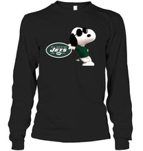 Load image into Gallery viewer, New York Jets snoopy sun glasses proud fan hoodie