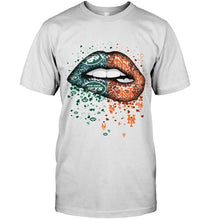 Load image into Gallery viewer, New York Jets and New York Mets glitter pattern sexy lips t shirt