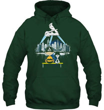 Load image into Gallery viewer, snoopy watch St Louis Cardinals city shirt