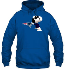 Load image into Gallery viewer, New England Patriots snoopy sun glasses proud fan hoodie