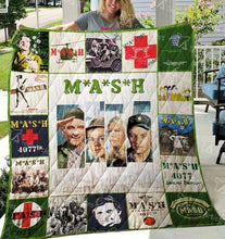 Load image into Gallery viewer, mash movie fan quilt blanket