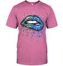 Load image into Gallery viewer, New York Jets and Buffalo Bulls glitter pattern sexy lips t shirt