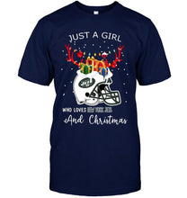 Load image into Gallery viewer, Just a girl who love New York Jets and christmas fan shirt